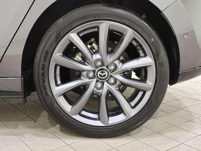 ＭＡＺＤＡ３ファストバック １．８　ＸＤ　Ｌパッケージ　ディーゼルターボ　ワンオーナー／３６０°ビューモニター／運転席（7枚目）