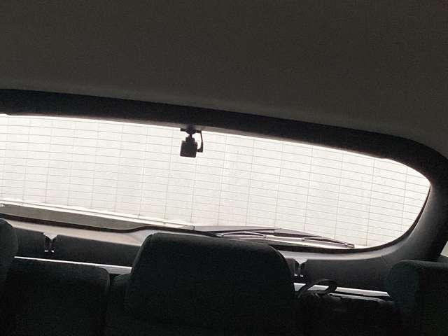 ＣＸ－５ ２．０　２０Ｓ　走行距離２５０３１ｋｍ・ナビＥＴＣ・ＨＩＤヘッドライ　定期点検記録簿　サイドエアバック　パワーウィンドウ　ＥＴＣ車載器　ミュージックプレイヤー接続可　アルミ　Ｂカメ　オートエアコン　スマキー　禁煙（6枚目）