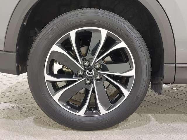 ＣＸ－５ ２．２　ＸＤ　Ｌパッケージ　ディーゼルターボ　ワンオーナー／ホワイトレザー内装／ＢＯＳＥサウ　パワーバックゲート　レーダーＣ　１オーナー　エアコン　リアカメラ　本革　キーフリー　電動パワーシート　アイストップ　ターボ　ＴＶナビ　アドバンスキー（7枚目）