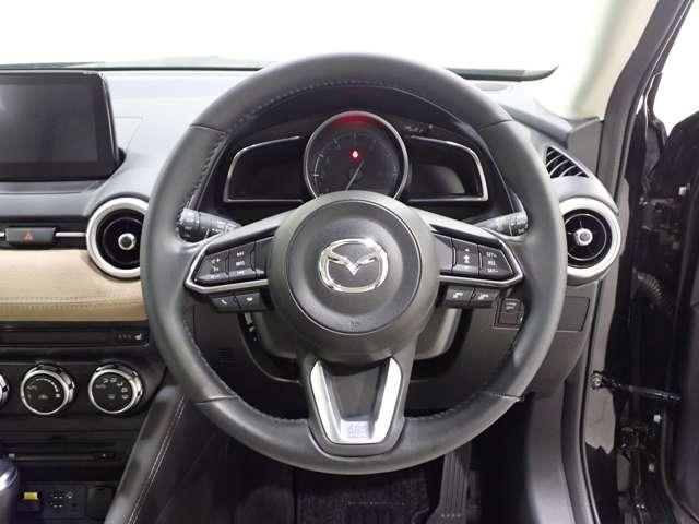 ＣＸ－３ １．５　１５Ｓ　アーバン　ドレッサー　ワンオーナー／３６０°ビューモニター／ＥＴＣ／運転席・助手席シートヒーター／ステアリングヒーター／ＡｐｐｌｅＣａｒＰｌａｙ・ＡｎｄｒｏｉｄＡｕｔｏ／ＣＤ・ＤＶＤプレーヤー（12枚目）