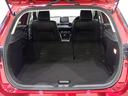 【シートアレンジ】後席を倒せば、荷室から背面まで、シートがフラットになります。長物を積載する際も、大きな段差が出来ないので便利に載せることが出来ます♪