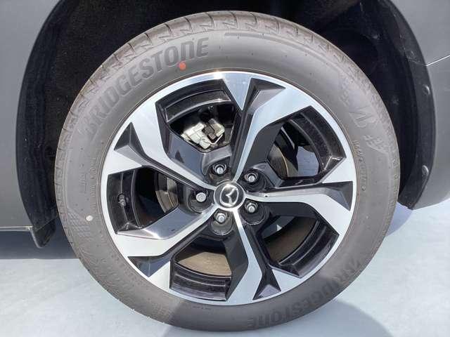 ＭＸ－３０ ２．０　ナチュラル　モノトーン　当社試乗車　シートヒーター（4枚目）