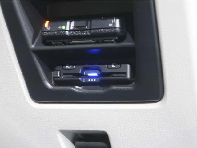 CX-60 3.3 XDハイブリッド プレミアム モダン ディーゼルター 地上デジタル 衝突軽減装置 ETC車載器 パノラマルーフ 横滑り防止装置 LEDヘッド ヒーター 本革シート メモリーナビ バックカメラ 4WD スマートキー パワーシート ナビ&TV キーレス(16枚目)