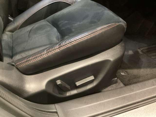 アクセラスポーツ 2.2 XD ディーゼルターボ サンルーフ BOSE ETC 電動シート 禁煙車 Bカメ 盗難防止システム オートエアコン ナビ メモリーナビ アルミ スマートキープッシュスタート 禁煙車 パワーウィンドウ キーレス アイストップ(5枚目)