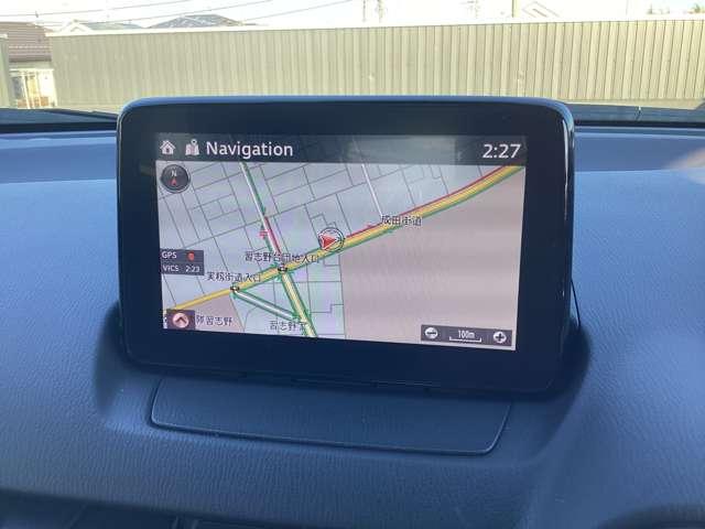 【カーナビゲーション】ナビは「走行安全性」を優先した、見やすい位置に配置しました。ナビがあれば知らない道も安心ですね★