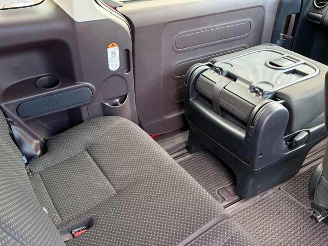 ポルテ １．５　Ｆ　バックモニター．ＥＴＣ．Ｂｌｕｅｔｏｏｔｈ．純正ナビ．電　左電動スライドドア　ＬＥＤヘッドランプ　禁煙　Ｂカメラ　インテリキー　フルセグＴＶ　点検記録簿　Ｗエアバッグ　エアコン　エアバック　横滑防止（13枚目）