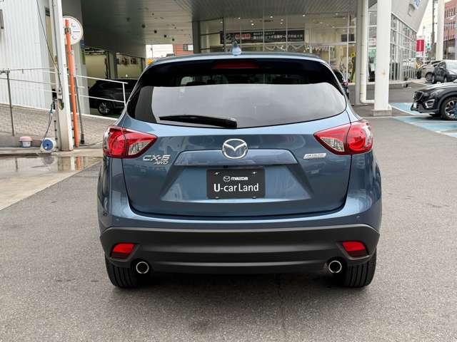 ＣＸ－５ ２．２　ＸＤ　２０１３アニバーサリー　ディーゼルターボ　４Ｗ　禁煙車　クルコン　スマートシティブレーキサポート　フルセグＴＶ　パワーシート　スマートキー　シートヒーター　ＥＴＣ　４ＷＤ　バックＣ　本革シート　横滑防止装置　ＤＶＤ（5枚目）