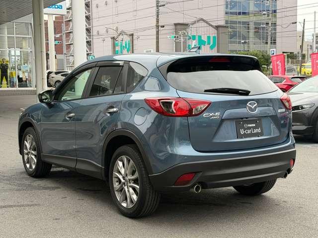 ＣＸ－５ ２．２　ＸＤ　２０１３アニバーサリー　ディーゼルターボ　４Ｗ　禁煙車　クルコン　スマートシティブレーキサポート　フルセグＴＶ　パワーシート　スマートキー　シートヒーター　ＥＴＣ　４ＷＤ　バックＣ　本革シート　横滑防止装置　ＤＶＤ（6枚目）