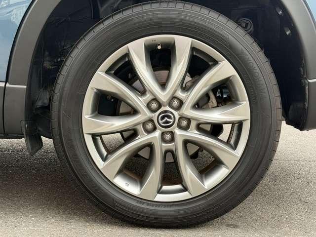 ＣＸ－５ ２．２　ＸＤ　２０１３アニバーサリー　ディーゼルターボ　４Ｗ　禁煙車　クルコン　スマートシティブレーキサポート　フルセグＴＶ　パワーシート　スマートキー　シートヒーター　ＥＴＣ　４ＷＤ　バックＣ　本革シート　横滑防止装置　ＤＶＤ（14枚目）