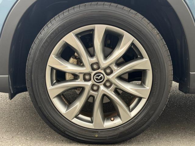 ＣＸ－５ ２．２　ＸＤ　２０１３アニバーサリー　ディーゼルターボ　４Ｗ　禁煙車　クルコン　スマートシティブレーキサポート　フルセグＴＶ　パワーシート　スマートキー　シートヒーター　ＥＴＣ　４ＷＤ　バックＣ　本革シート　横滑防止装置　ＤＶＤ（15枚目）