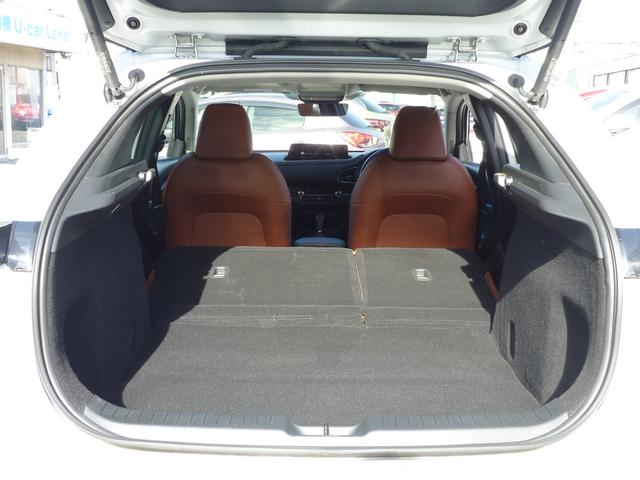 ＣＸ－３０ ２．０　２０Ｓ　レトロスポーツエディション　ＢＯＳＥスピーカー　３６０°ビューモニター　シートヒーター　パワーシート　レーダークルーズ　ＡｐｐｌｅＣａｒＰｌａｙ／ＡｎｄｒｏｉｄＡｕｔｏ　Ｑｉ充電　パワーリフトゲート　トノカバー　純正ＡＷ　ＢＳＭ（60枚目）