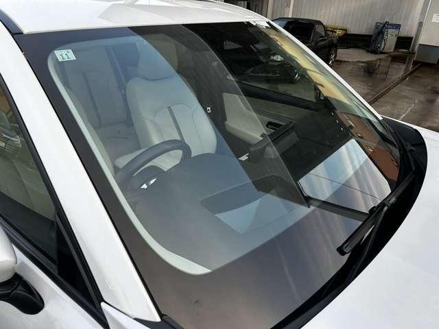 ＣＸ－６０ ３．３　ＸＤ　エクスクルーシブ　モード　ディーゼルターボ　サンルーフ．ベンチレーション．ＢＯＳＥ．白本革　エアシート　衝突軽減　ＬＥＤ　フルセグＴＶ　パワーシート　ワンオーナ　スマートキー　禁煙　クリアランスソナー　レザーシート　盗難防止装置　メモリーナビ（9枚目）