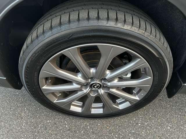 ＣＸ－６０ ３．３　ＸＤ　エクスクルーシブ　モード　ディーゼルターボ　サンルーフ．ベンチレーション．ＢＯＳＥ．白本革　エアシート　衝突軽減　ＬＥＤ　フルセグＴＶ　パワーシート　ワンオーナ　スマートキー　禁煙　クリアランスソナー　レザーシート　盗難防止装置　メモリーナビ（15枚目）