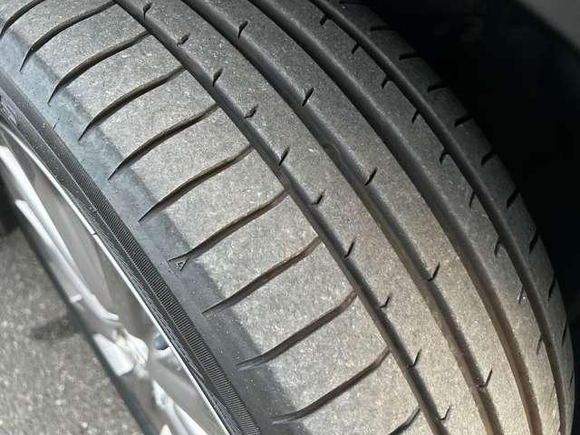 ＣＸ－６０ ３．３　ＸＤ　エクスクルーシブ　モード　ディーゼルターボ　サンルーフ．ベンチレーション．ＢＯＳＥ．白本革　エアシート　衝突軽減　ＬＥＤ　フルセグＴＶ　パワーシート　ワンオーナ　スマートキー　禁煙　クリアランスソナー　レザーシート　盗難防止装置　メモリーナビ（17枚目）