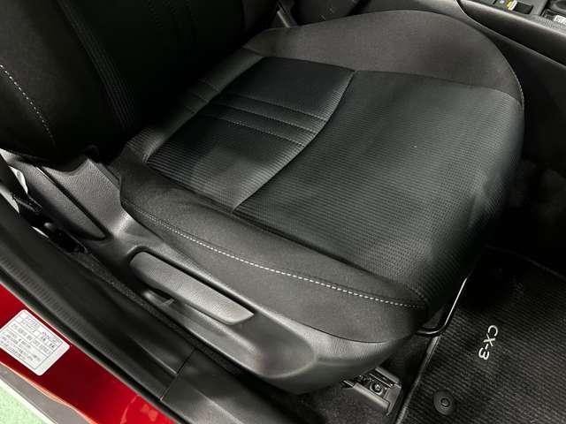 �^�]�҂𒆐S�ɍ��グ��ꂽ�C���p�l�A��J�y�������V�[�g�݌v