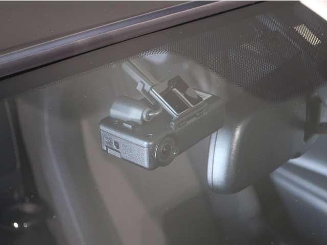 ドライブレコーダー付きなので万が一でも安心