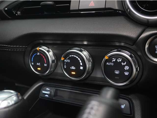 各種装備ございますので是非一度ご来店いただいて現車のご確認お願いいたします。