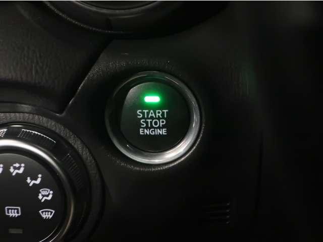 各種装備ございますので是非一度ご来店いただいて現車のご確認お願いいたします。