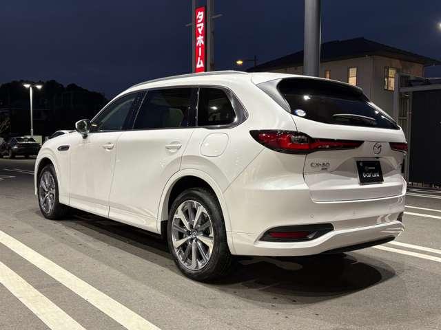 ＣＸ－８０ ３．３　ＸＤハイブリッド　プレミアム　モダン　ディーゼルター　ＥＴＣ車載器　前後ドライブレコーダー　衝突被害軽減ブレーキ　革シート　３列シート　バックカメラ　電動シート　シートヒーター　４ＷＤ　ＥＴＣ（7枚目）