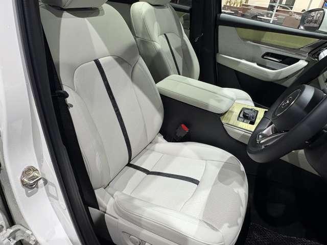 ＣＸ－８０ ３．３　ＸＤハイブリッド　プレミアム　モダン　ディーゼルター　ＥＴＣ車載器　前後ドライブレコーダー　衝突被害軽減ブレーキ　革シート　３列シート　バックカメラ　電動シート　シートヒーター　４ＷＤ　ＥＴＣ（10枚目）