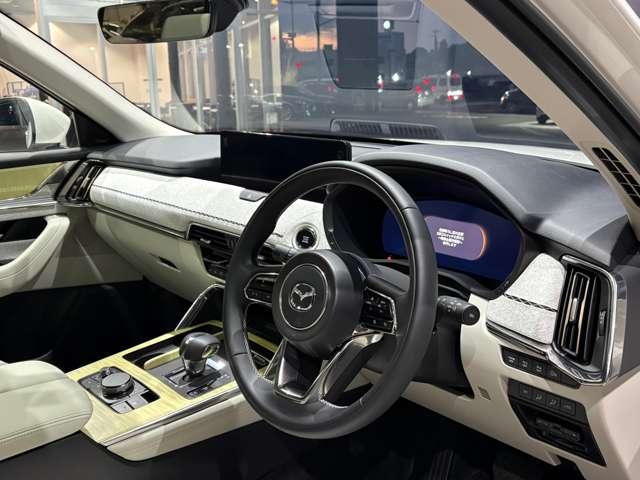 ＣＸ－８０ ３．３　ＸＤハイブリッド　プレミアム　モダン　ディーゼルター　ＥＴＣ車載器　前後ドライブレコーダー　衝突被害軽減ブレーキ　革シート　３列シート　バックカメラ　電動シート　シートヒーター　４ＷＤ　ＥＴＣ（12枚目）