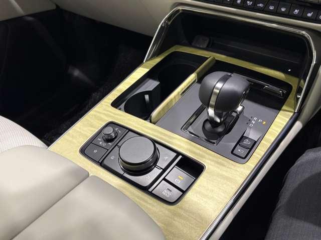 ＣＸ－８０ ３．３　ＸＤハイブリッド　プレミアム　モダン　ディーゼルター　ＥＴＣ車載器　前後ドライブレコーダー　衝突被害軽減ブレーキ　革シート　３列シート　バックカメラ　電動シート　シートヒーター　４ＷＤ　ＥＴＣ（16枚目）