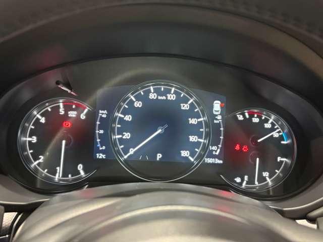 ＣＸ－５ ２．２　ＸＤ　レトロスポーツエディション　ディーゼルターボ　エアバック　フルオートエアコン　地上デジタル　ＬＥＤヘッドライト　パワステ　アイドリングストップ　横滑り防止装置　運転席パワーシート　シートヒーター　バックカメラ　キ－レス　スマートキー　メモリーナビ（12枚目）