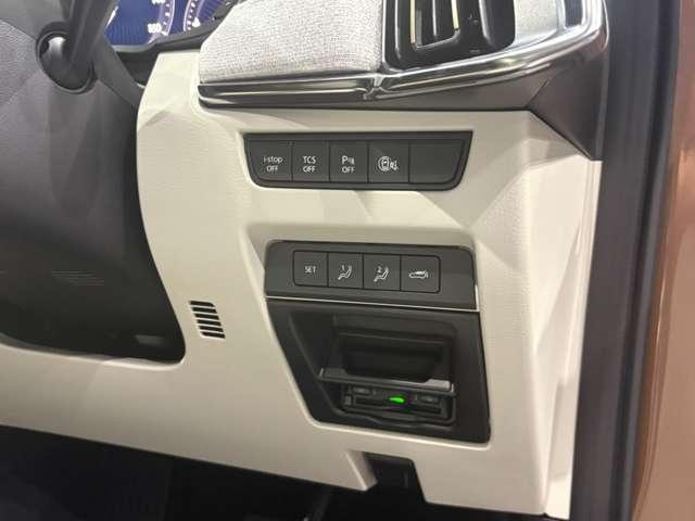 ＣＸ－８０ ３．３　ＸＤハイブリッド　プレミアム　モダン　ディーゼルター　衝突被害軽減ブレーキ　アダプティブクルーズコントロール　革シート　３列シート　バックカメラ　電動シート　シートヒーター　４ＷＤ　サンルーフ　ＥＴＣ（11枚目）