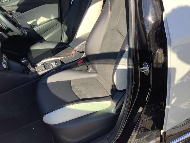 ＣＸ－３ １．５　１５Ｓ　スーパー　エッジー　４ＷＤ　１５Ｓスーパーエッジ４ＷＤＥＴＣツートンエンジン　バックカメラ　シートヒーター　パワーシート　衝突軽減ブレーキ　４ＷＤ　ＥＴＣ　フルセグＴＶ　ＬＥＤライト（18枚目）