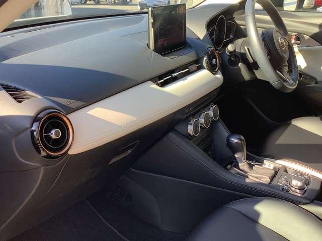 ＣＸ－３ １．５　１５Ｓ　スーパー　エッジー　４ＷＤ　１５Ｓスーパーエッジ４ＷＤＥＴＣツートンエンジン　バックカメラ　シートヒーター　パワーシート　衝突軽減ブレーキ　４ＷＤ　ＥＴＣ　フルセグＴＶ　ＬＥＤライト（19枚目）