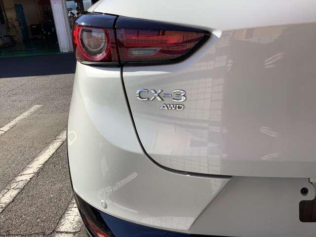 ＣＸ－３ １．５　１５Ｓ　スーパー　エッジー　４ＷＤ　１５Ｓスーパーエッジ４ＷＤＥＴＣツートンエンジン　バックカメラ　シートヒーター　パワーシート　衝突軽減ブレーキ　４ＷＤ　ＥＴＣ　フルセグＴＶ　ＬＥＤライト（20枚目）
