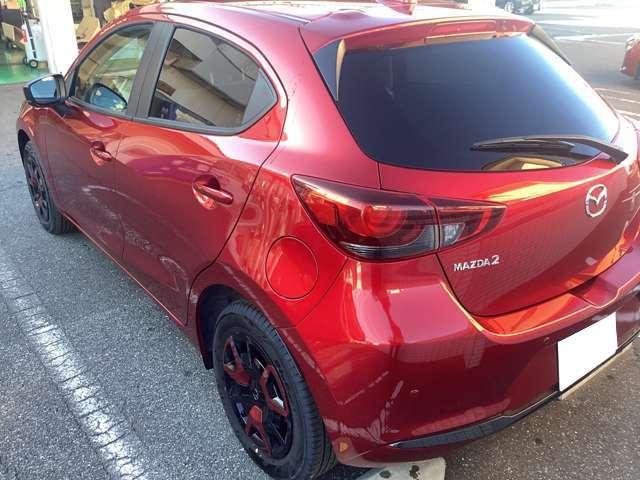 ＭＡＺＤＡ２ １．５　１５ＢＤ　パノラマモニタ　スマートシティブレーキサポート　前後ソナー　ＴＶ　ＬＥＤヘッドランプ　フルセグＴＶ　バックカメラ　アドバンストキー　エアコン　アイドリングストップ　ＤＳＣ（9枚目）