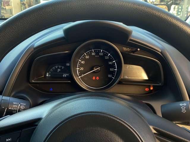 ＭＡＺＤＡ２ １．５　１５ＢＤ　パノラマモニタ　スマートシティブレーキサポート　前後ソナー　ＴＶ　ＬＥＤヘッドランプ　フルセグＴＶ　バックカメラ　アドバンストキー　エアコン　アイドリングストップ　ＤＳＣ（16枚目）