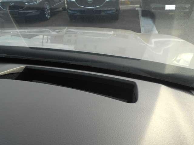 ＣＸ－６０ ３．３　ＸＤハイブリッド　エクスクルーシブ　モダン　ディーゼ　衝突軽減ブレーキ　追従式クルコン　地上デジタル　サイドカメラ　ＥＴＣ　アルミホイール　横滑り防止装置　パワーシート　アイドリングストップ　フロントカメラ　フルタイム４ＷＤ　レザーシート　スマートキー（20枚目）