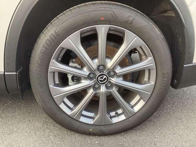 ＣＸ－６０ ３．３　ＸＤ　Ｌパッケージ　ディーゼルターボ　ワンオーナー　禁煙車　ディーラー保証付き　パワーリアゲート　Ｂカメラ　黒革シート　ＬＥＤ　禁煙　１オーナー　ＡＷ　ＥＴＣ　オートハイビーム　スマートキー　シートヒーター　アイドリングストップ　ターボ（6枚目）