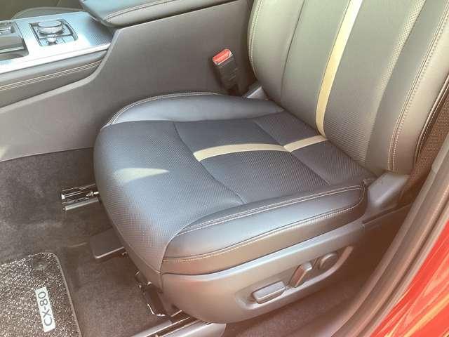 ＣＸ－８０ ３．３　ＸＤハイブリッド　エクスクルーシブ　スポーツ　ディー　ワンオーナー　禁煙車　ディーラー保証付き　レーダークルーズ　クリアランスソナー　パワーシート　３列シート　シートヒーター　オートマチックハイビーム　バックカメラ　衝突被害軽減システム　４ＷＤ　革シート（10枚目）