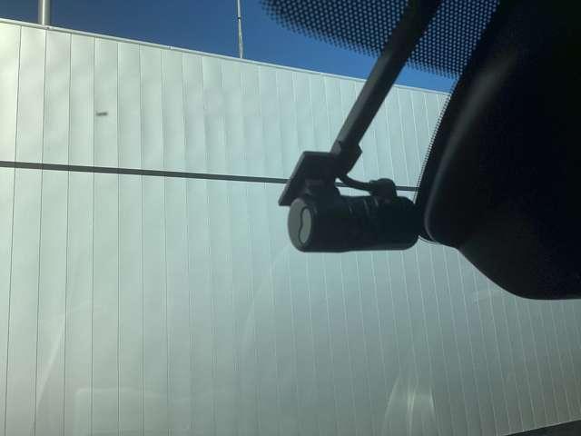 ＣＸ－８０ ３．３　ＸＤハイブリッド　エクスクルーシブ　スポーツ　ディー　ワンオーナー　禁煙車　ディーラー保証付き　レーダークルーズ　クリアランスソナー　パワーシート　３列シート　シートヒーター　オートマチックハイビーム　バックカメラ　衝突被害軽減システム　４ＷＤ　革シート（13枚目）