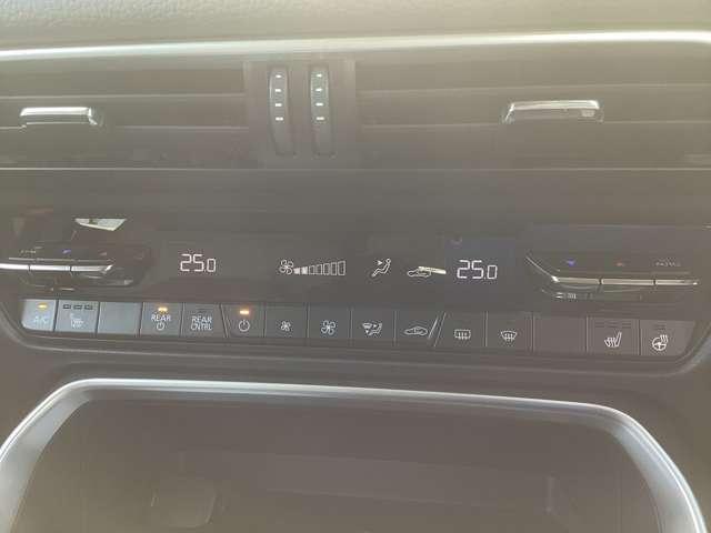 ＣＸ－８０ ３．３　ＸＤ　Ｌパッケージ　ディーゼルターボ　４ＷＤ　ワンオーナー　禁煙車　アルミホイール　パノラマサンルーフ　フルセグＴＶ　電動リアゲート　レザーシート　禁煙車　全周囲カメラ　パワーシート　スマートキー　アイドリングストップ　４ＷＤ　シートヒーター（11枚目）