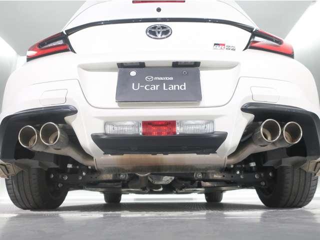 ＧＲ８６ ２．４　ＲＺ　ワンオーナー　禁煙車　ディーラー保証付き　ナビ・テレビ　Ｂモニタ　ＬＥＤヘッド　イモビ　キーフリ　オートエアコン　パワーステアリング　アルミホイール　デュアルエアバッグ　ＥＴＣ　ＡＢＳ　ＤＳＣ（7枚目）