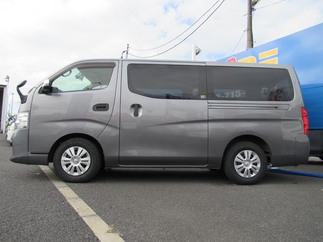 NV350キャラバンバン ロングDXターボ 純正ナビ バックカメラ ETC 両側スライドドア 6人乗り(20枚目)