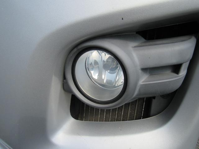 NV350キャラバンバン ロングライダープレミアムGXターボ 純正ナビ CD・DVD再生 Bluetooth フルセグTV リヤクーラー&ヒーター HIDヘッドライト ETC(19枚目)