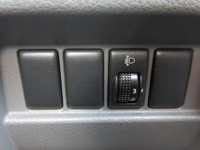 NV350キャラバンバン ロングライダープレミアムGX ナビ Bluetooth CD・DVD再生 ドライブレコーダー ETC バックカメラ リヤクーラー・ヒーター インテリジェントキー(25枚目)