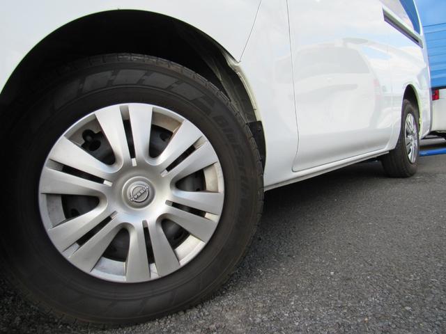 キャラバン ロングＤＸ　両側スライドドア　５ドア　リヤクーラー＆ヒーター（18枚目）