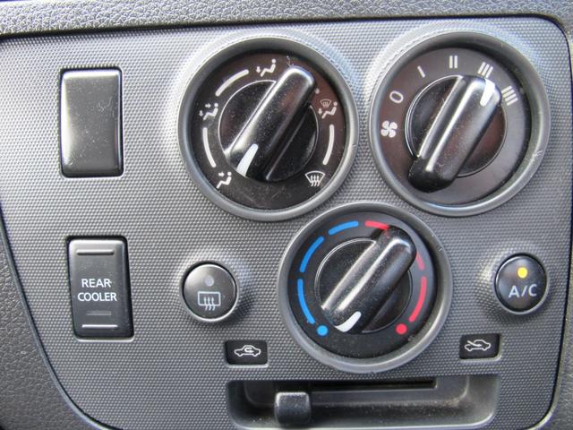 キャラバン ロングＤＸ　両側スライドドア　５ドア　リヤクーラー＆ヒーター（26枚目）