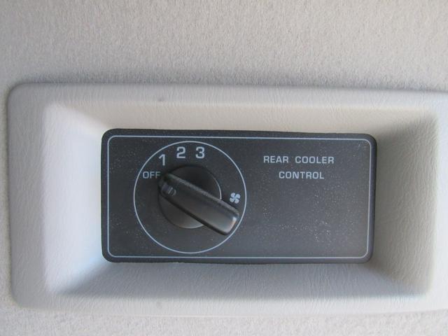 キャラバン ロングＤＸ　両側スライドドア　５ドア　リヤクーラー＆ヒーター（32枚目）