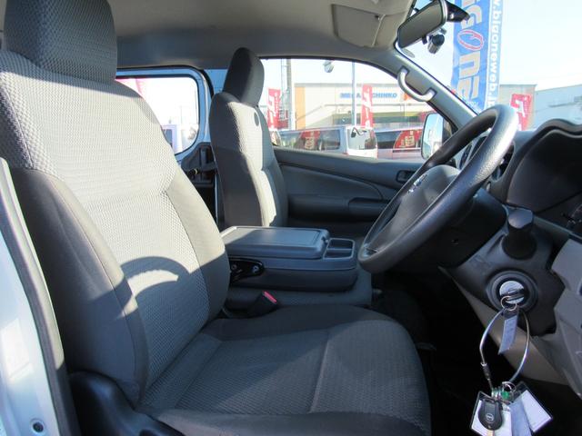 ＮＶ３５０キャラバンバン ロングＤＸ　ナビ　ＣＤ・ＤＶＤ再生　Ｂｌｕｅｔｏｏｔｈ　バックカメラ　ＥＴＣ　エマージェンシーブレーキ　ドライブレコーダー　両側スライドドア（19枚目）