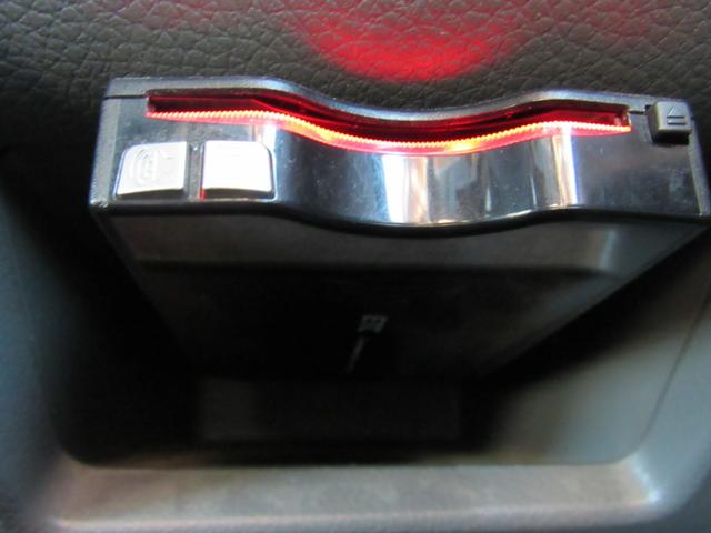 NV350キャラバンバン ロングDX 社外ナビ CD・DVD再生 前後ドライブレコーダー ETC 6人乗り 両側スライドドア(26枚目)