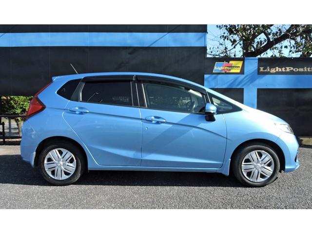 フィット １３Ｇ・Ｌ　ホンダセンシング（3枚目）