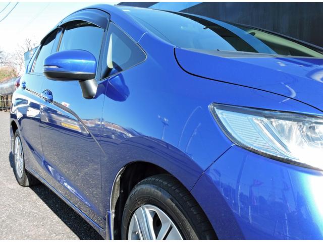 フィット １３Ｇ・Ｌ　ホンダセンシング　ホンダセンシング　ワンオーナー　ギャザズナビ　バックカメラ　ＥＴＣ　ＬＥＤヘッドライト　ドラレコ（2枚目）