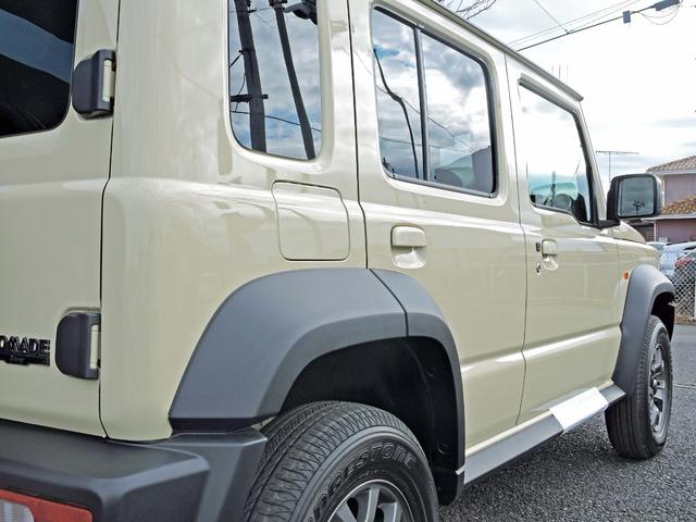 ジムニーノマド ＦＣ　４ＷＤ　登録済未使用車　セーフティサポート　フロアマット　バイザー　コーティング施工済み　２トーン（5枚目）